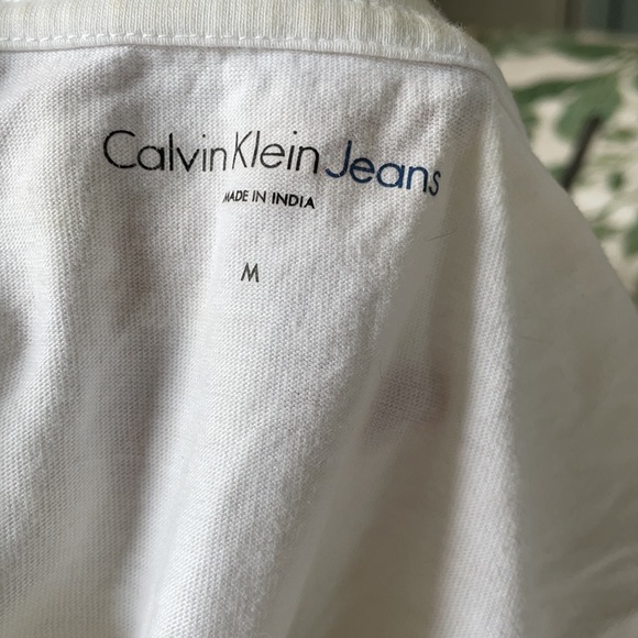 White Calvin Klein Tee - Picture 7 of 7